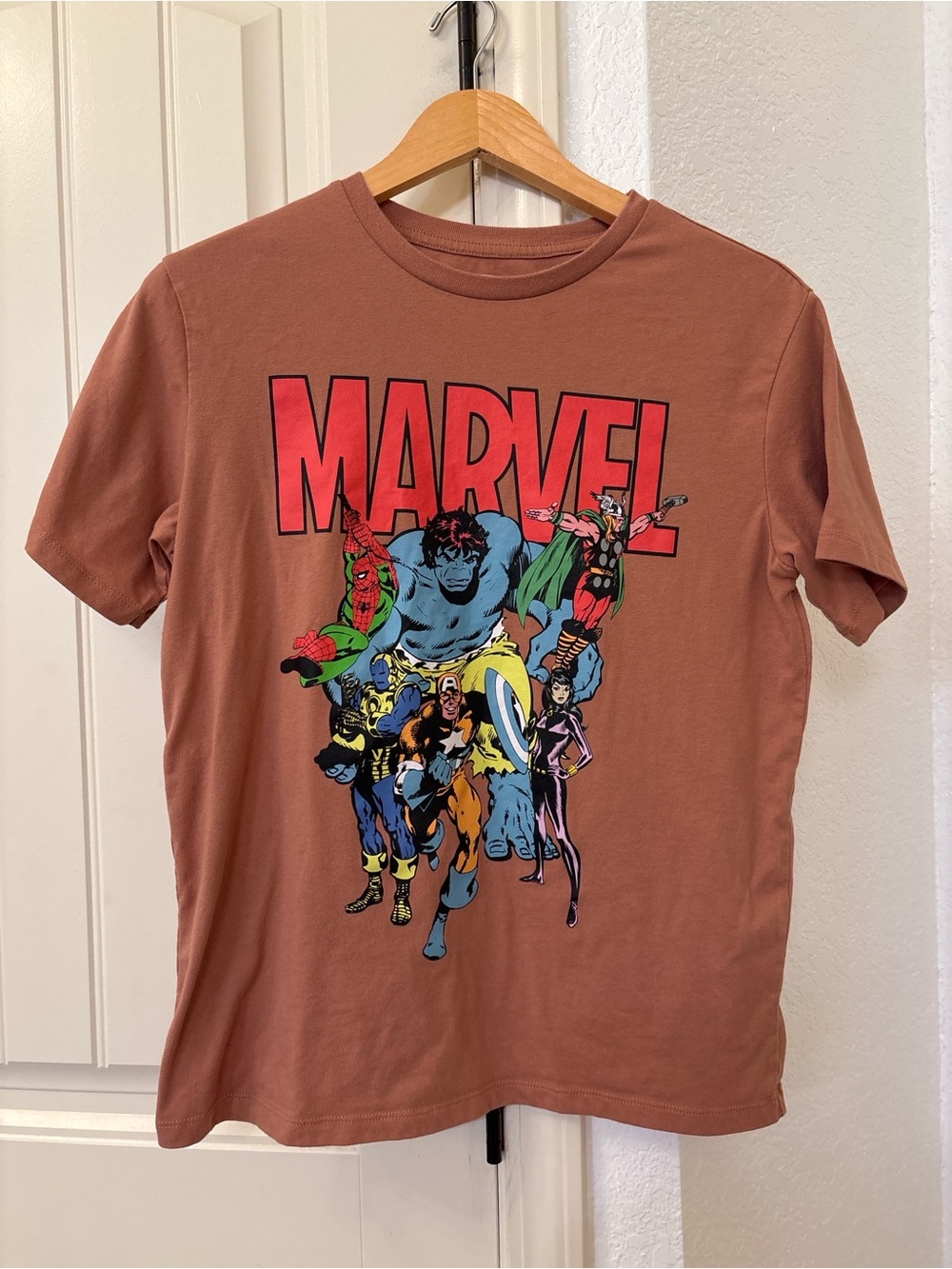Marvel super heroes graphic t-shirt kids xl Spider-man Thor Hulk Captain America